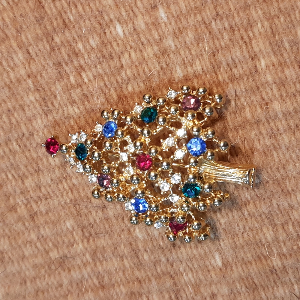 Vintage Signed Eisenberg Christmas Tree Brooch, Gold Tone with Rhinestones